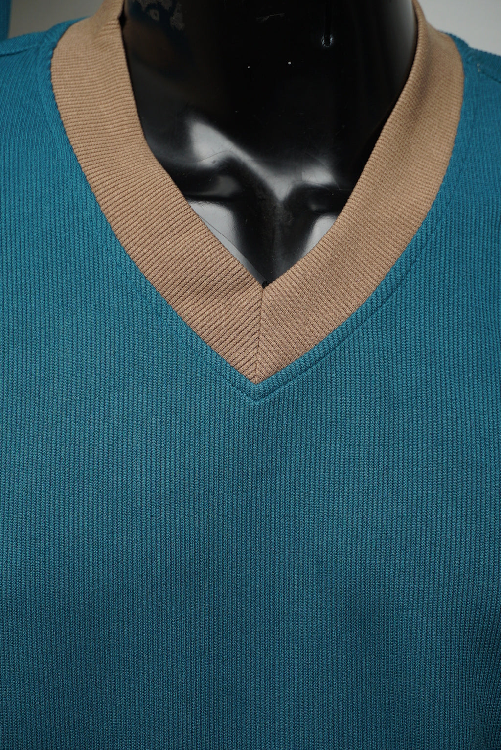 V-NECK-PL/TURQOISE